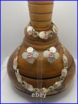 Gold tone pastel pink flower mother of pearl set earrings, necklace & bracelet