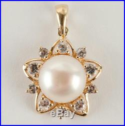 Ladies 10k Yellow Gold Pearl & Cubic Zirconia Earring / Pendant Set. 90ctw