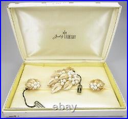 Lovely Trifari Goldtone Faux Pearl Brooch Pin & Earrings Set In Original Box