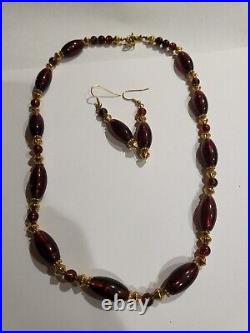 Murano glass black-gold-pearl necklace, bracelet, and earring set. Glass charm
