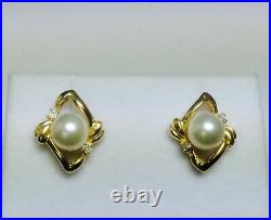 NEW Cultured Pearl & Diamonds set in Solid 14K Yellow gold earrings