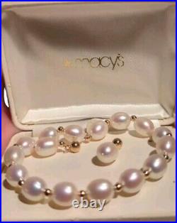NWT 14k Gold Pearls Fine Jewlery Set. 8-9 MM CFWP. Bracelet & Earrings. Macy's
