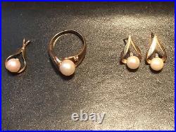 Pearl ring, earings and necklace set