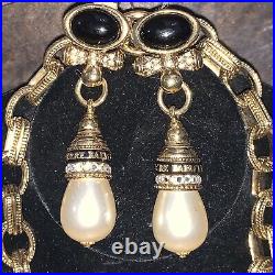 Pierre Balmain Paris Bulky Faux Pearls Statement Necklace With Matching Earrings