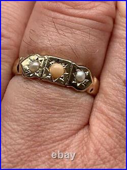 Pretty Vintage UK Hallmarked 9ct Gold Seed Pearl & Coral Gypsy Set Ring Size N