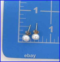 Real Pearl (4.5-5.5mm) Necklace, Bracelet, Earring Set with 10k Yellow Gold Clasps Real Pearl (4.5-5.5mm) Necklace, Bracelet, Earring Set with 10k Yellow Gold Clasps