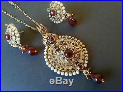 Red Carnelian, Pearls Crystals Gold Toned Necklace and Earrings Set NWOT