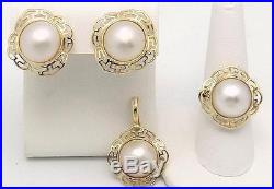 Set of Round Mabé Pearl & Yellow Gold Earrings, Ring & Pendant