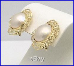 Set of Round Mabé Pearl & Yellow Gold Earrings, Ring & Pendant