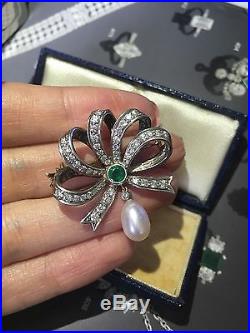 Stunning Antique Diamond Emerald And Pearl Brooch Set In Gold