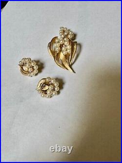 Trifari Vintage Pearl, Rhinestone, & Gold Brooch & Earring Set