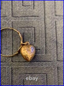 Unusual Victorian 9CT Gold Ring With Pearl Set Hanging Heart
