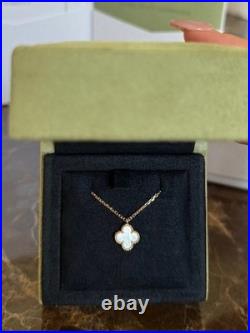 VC & Arpels Vintage Alhambra Mother-of-pearl 18K Yellow Gold Box Set VC & Arpels Vintage Alhambra Mother-of-pearl 18K Yellow Gold Box Set