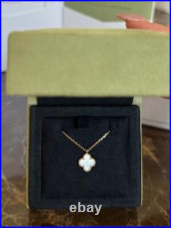 VC & Arpels Vintage Alhambra Pendent Mother-of-pearl 1 motif 18K Yellow Gold