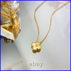 VCA Golden Mother Of Pearl Clover Diamond Set Necklace 18k Yellow Gold VCA Golden Mother Of Pearl Clover Diamond Set Necklace 18k Yellow Gold