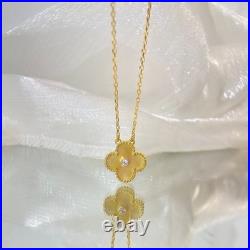 VCA Golden Mother Of Pearl Diamond Set Necklace 18k Yellow Gold VCA Golden Mother Of Pearl Diamond Set Necklace 18k Yellow Gold