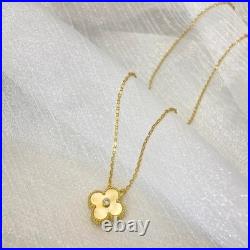 VCA Golden Mother Of Pearl Diamond Set Necklace 18k Yellow Gold VCA Golden Mother Of Pearl Diamond Set Necklace 18k Yellow Gold