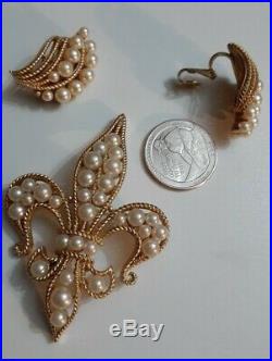 VINTAGE Trifari Gold Tone Faux Pearl Brooch Pin & Clip On Earrings Set