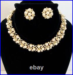 VTG 1950s 60s Lisner Pearl & Rhinestone Necklace Earrings Set Textured Gold VGUC