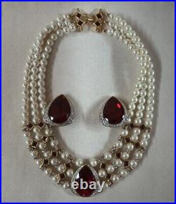 VTG CRAFT Signed Gold Tone Pearl/ Ruby Red Crystal Necklace & Earrings Set