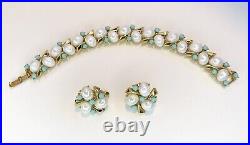 VTG Crown Trifari Pearl & Turquoise Cabochons Gold Tone Bracelet & Earrings Set