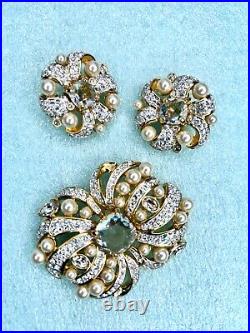 VTG Estate Beautiful Signed Swarovski Pearls Crystal Brooch Earring Bridal Set