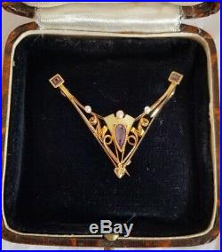 Victorian 10 ct yellow gold pendant / brooch. Amethyst & Pearls. Arts & Crafts