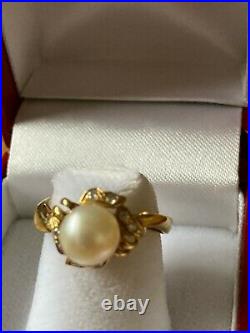 Vintage 14K Gold 8mm Cultured Pearl and Diamond Ring and Earrings Set Size 5.75