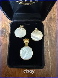 Vintage 14k Yellow Gold 2cm 10mm Mabe White Pearl Pendant And Earrings Set RARE Vintage 14k Yellow Gold 2cm 10mm Mabe White Pearl Pendant And Earrings Set RARE