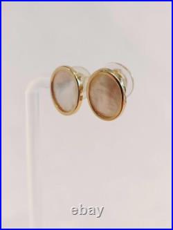 Vintage 14k Yellow Gold Oval Bezel Set Mother Of Pearl Post Earrings 2.7 Grams