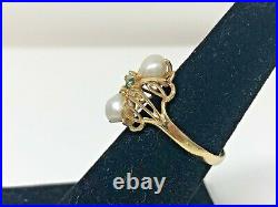 Vintage 14k Yellow Gold Ring Sz 6.75 set with 2 Pearls 1 Emerald 2 diamonds