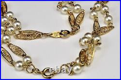 Vintage 1960s Faux Pearl Gold Tone Trifari 2 layer Necklace Bracelet Set