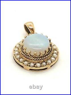 Vintage 50s 1.50Ct Opal and Seed Pearl Pendant Set in 9KT Gold