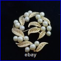 Vintage CROWN TRIFARI Faux Pearl Leaf Brooch Earrings Set Brushed Gold Tone