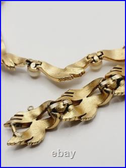 Vintage CROWN TRIFARI Gold Rone Faux Pearl Necklace Bracelet Earrings Set Signed Vintage CROWN TRIFARI Gold Rone Faux Pearl Necklace Bracelet Earrings Set Signed