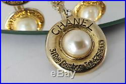 Vintage Chanel necklace and set of Clip-on earrings Gold-Tone and faux pearl