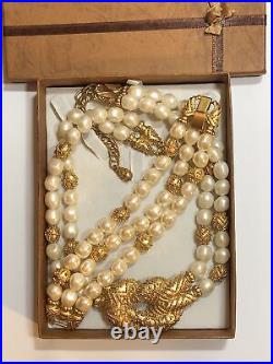 Vintage FM Gold tone Faux pearl 2 row Knot Beaded Necklace 3 row Bracelet Set