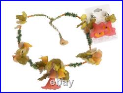 Vintage FROSTED GLASS Flower Necklace and Earrings Set 16/20in Beautiful
