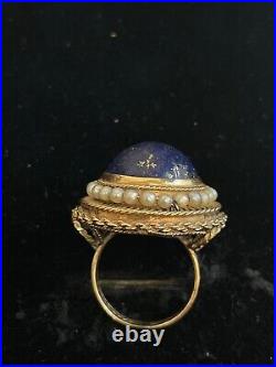 Vintage Lapis Lazuli Ring Set In 14k Gold & pearls Size 7 beautiful design