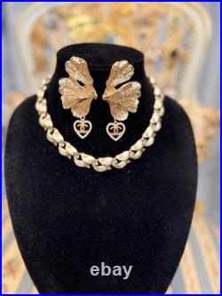 Vintage Lisner Pearl Gold Jewelry Set