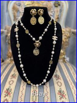 Vintage Modern Twist Pearl Gold Tone Jewelry Set