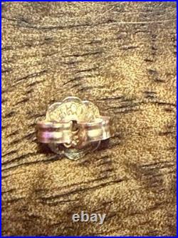 Vintage Oval Black Mother of Pearl Earrings Set in 14k Yellow Gold, 9mm x 11mm