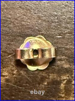 Vintage Oval Black Mother of Pearl Earrings Set in 14k Yellow Gold, 9mm x 11mm