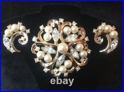 Vintage TRIFARI Alfred Philippe 1952 Gold Tone R/S Faux Pearl Brooch & Earrings