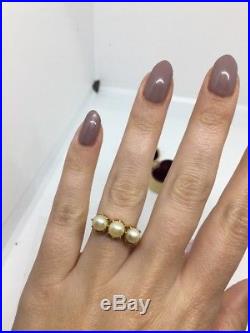 Vintage Three 3 Stone Pearl Ring Set In 18ct YelloW Gold Pretty Large Size