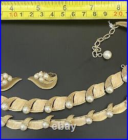 Vintage Trifari SET Parure Necklace Bracelet Earrings Signed Lot Faux Pearl 3pc