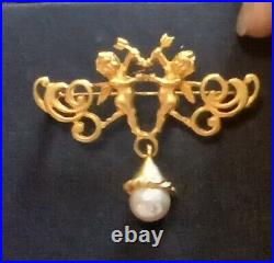 Vintage signed J S Cherub brooch earrings set putti matte gold faux pearl