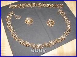 Vtg CROWN TRIFARI Faux Pearl Rhinestone Gold Toned Necklace Bracelet Earring Set