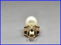 Womans 10K Yellow Gold 5MM Pearl & Diamond Stud Earrings & Pearl Pendant Set Womans 10K Yellow Gold 5MM Pearl & Diamond Stud Earrings & Pearl Pendant Set
