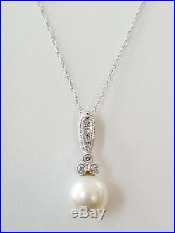 Zales White Gold Diamond and Freshwater Pearl Earrings and Necklace Set